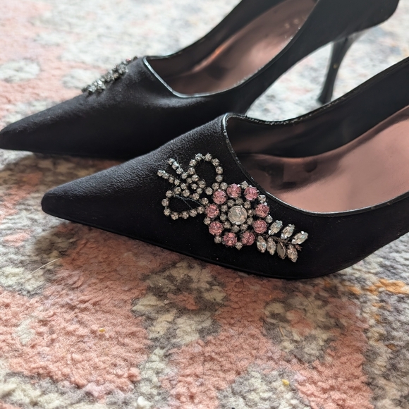 Elegant Black Embellished Heels Mantles Size 7 - Picture 5 of 6